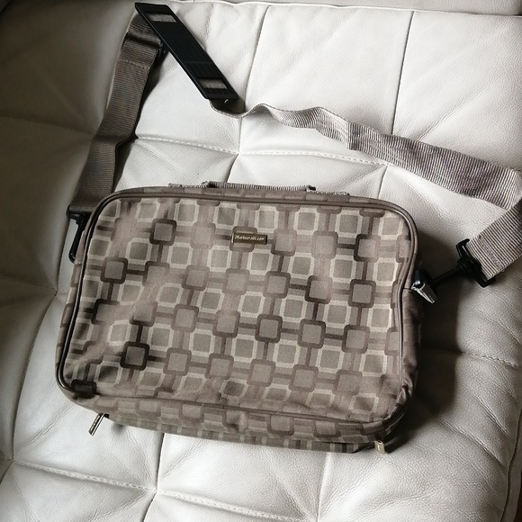 Naturalizer Make-Up|Travel Bag Divider & Organizer - Picture 5 of 8